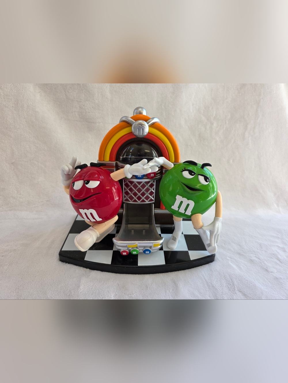 M&M Rockn Roll Cafe Dispenser